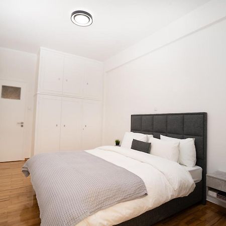 City Center Apt. On A Traffic Free Street Athen Exterior foto