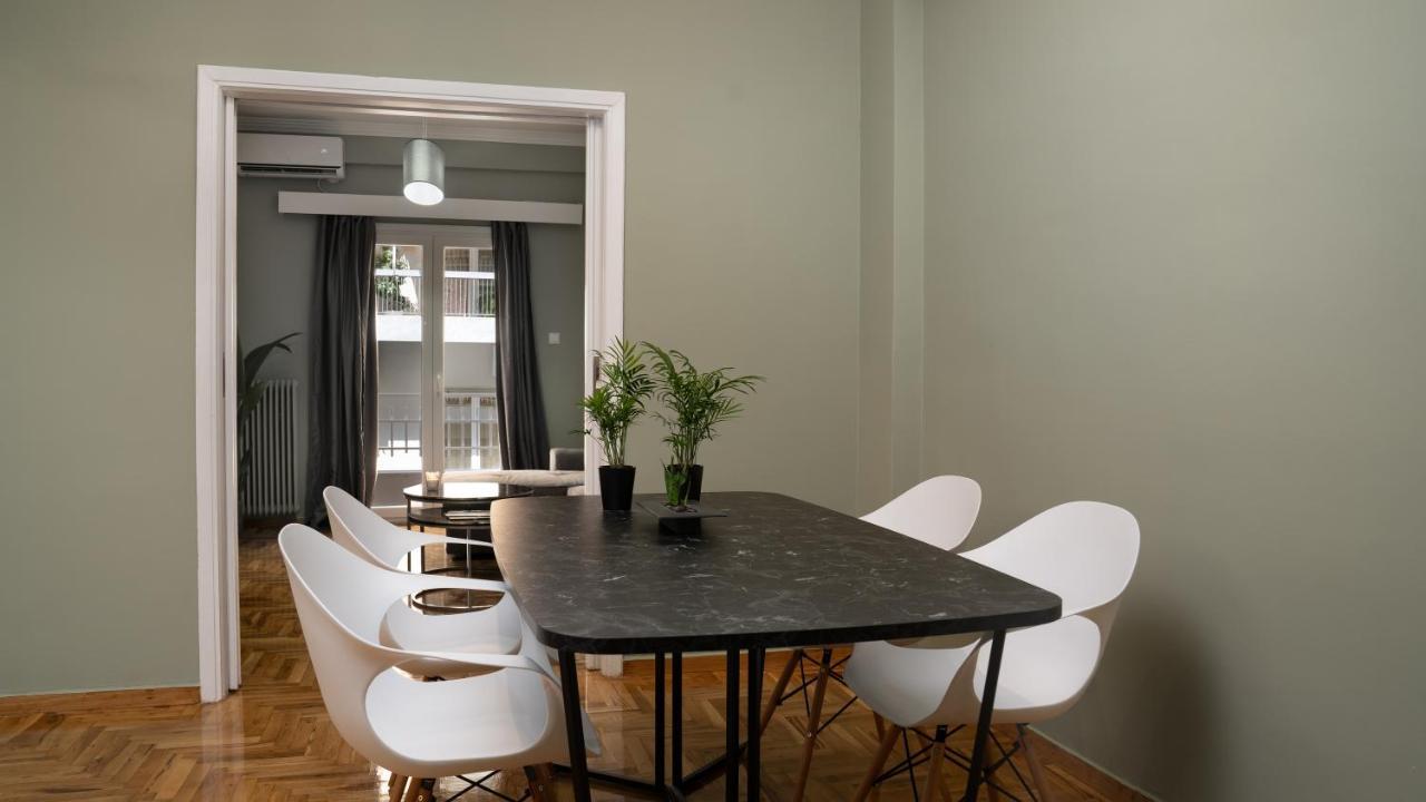 City Center Apt. On A Traffic Free Street Athen Exterior foto